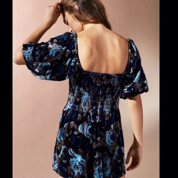 Urban outfitters velvet romper - Picture 2 of 7